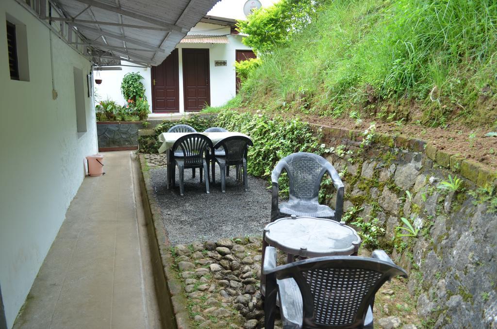 Rheinberg Town Haus Hotel Munnar Exterior photo