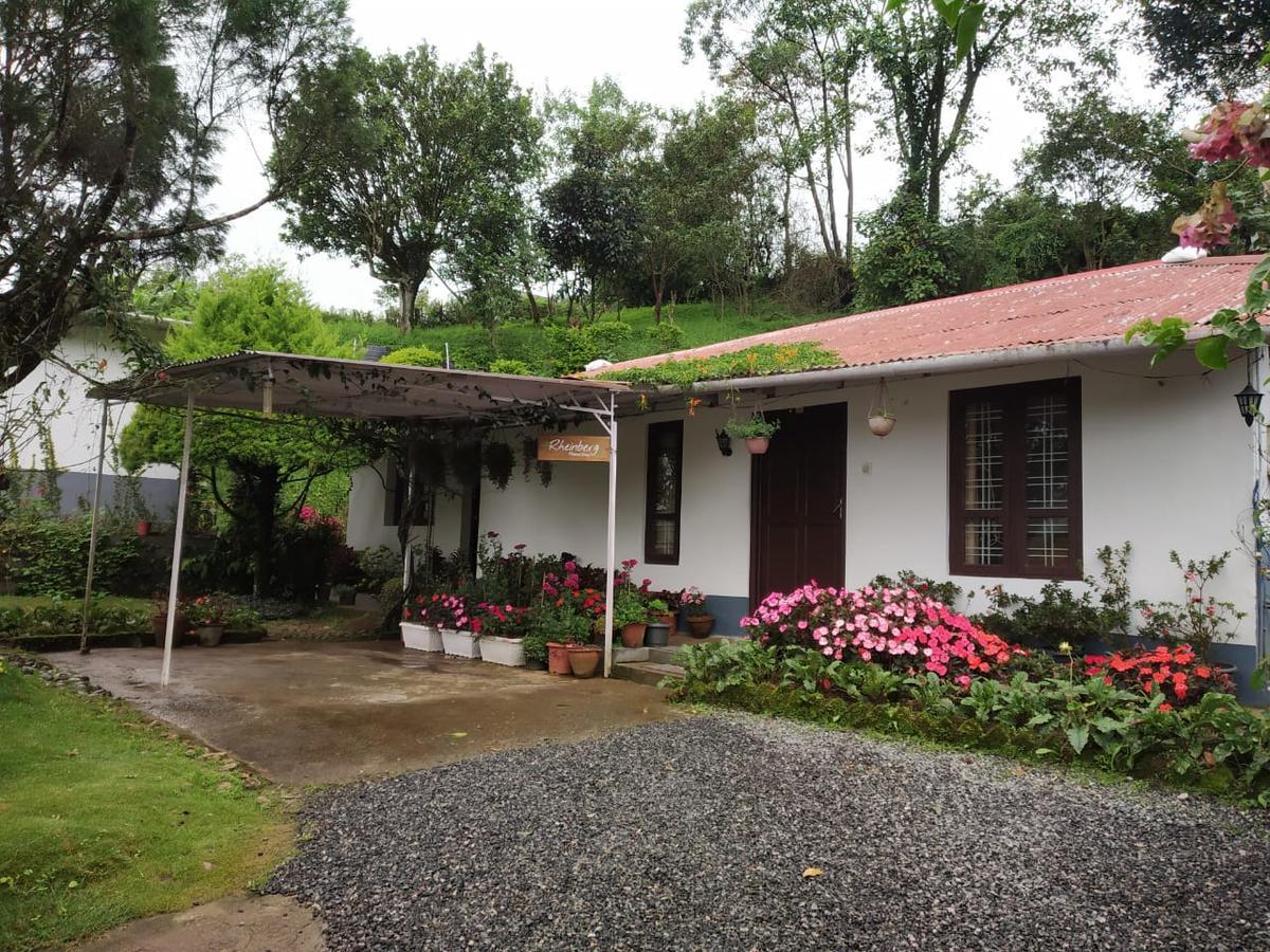 Rheinberg Town Haus Hotel Munnar Exterior photo